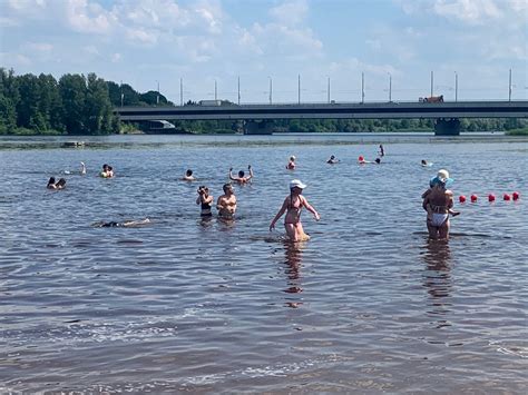 Безопасный выбор места для купания в потоке: секреты и подсказки