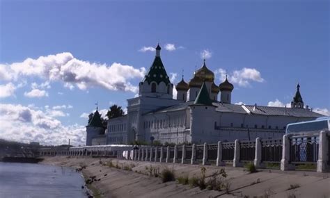 Загадочное значение золотого кольца в мире сновидений