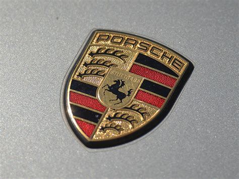 Историческое значение эмблемы Porsche