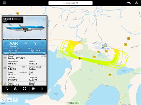 Какие преимущества имеют синие самолеты на Flightradar24?