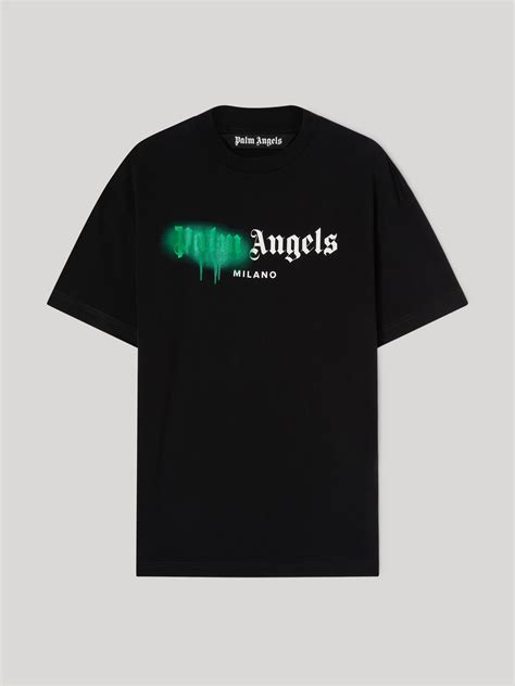 Ключевые черты дизайна Palm Angels