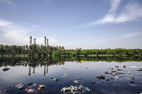 Причины загрязнения воды, поступающей в домашний кран