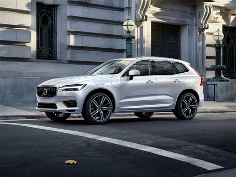 Расход топлива: бензин vs дизель в Volvo XC60