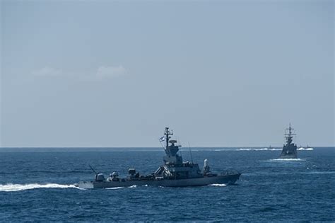 Роль ВМС в защите морских границ