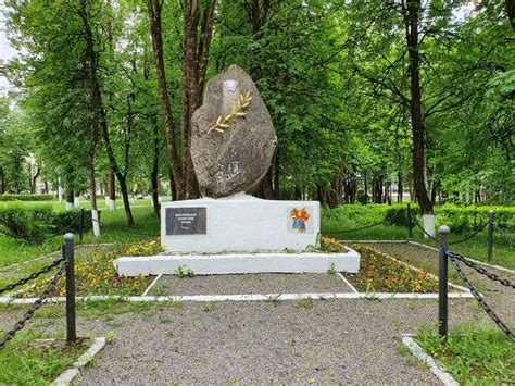 Символический смысл памятника незнакомого человека