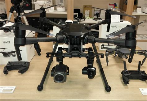 Сравнение FCC версии DJI и стандартной версии