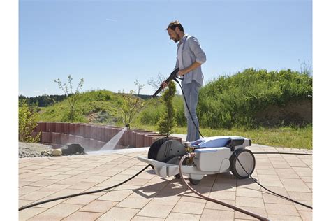 Ускорение и облегчение очистки с грязевой фрезой Karcher