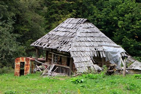 Халупа: что это значит?