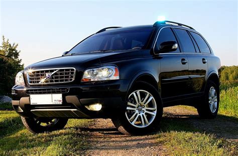 Цены и комплектации: сколько стоит Вольво XC70 и XC90?