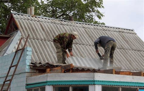 Что такое зачеканить трещину?